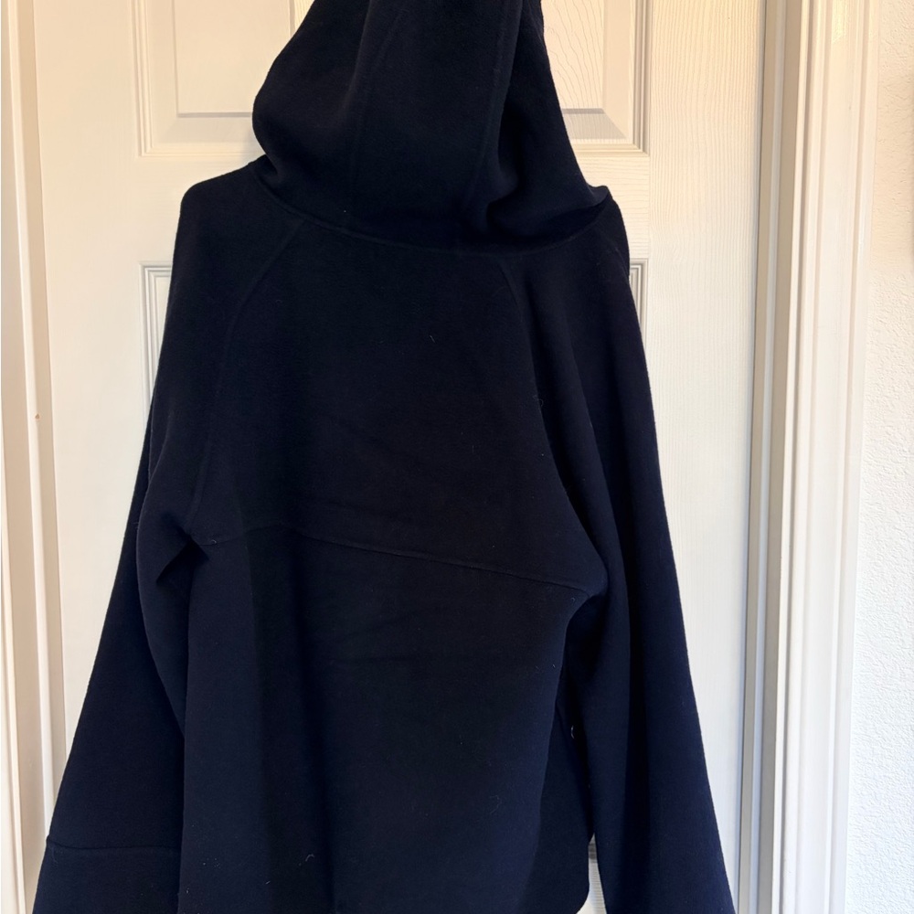 Barely worn Vanessa Bruno Navy Wool Hooded Jacket - Picture 3 of 9